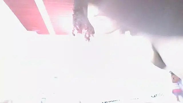 Eylend Lisboa online show from September 19, 2025, 2:32 pm