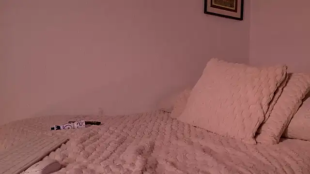 mrj99219 online show from October 29, 2025, 7:07 am