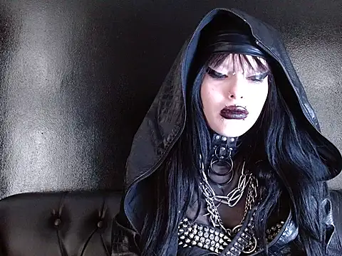 XXIOUX online show from December 16, 2025, 6:23 pm