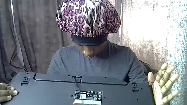 Enkarxx online show from September 23, 2025, 12:01 pm