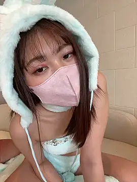 SUZU  online show from June 11, 2026, 1:05 am