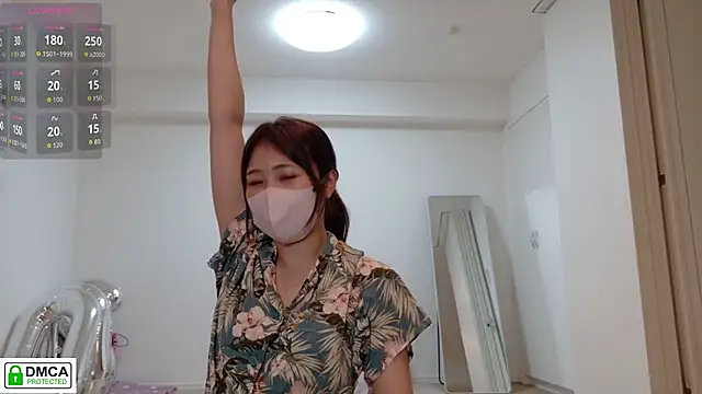 SUZU  online show from July 25, 2026, 12:11 pm