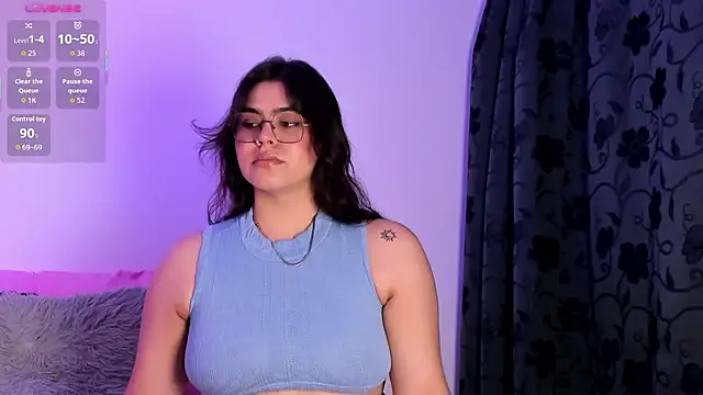 veronica185 online show from June 25, 2026, 8:47 pm