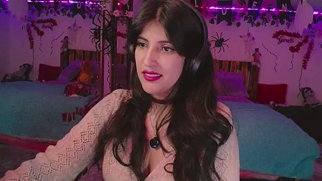 azahar  ziiz online show from October 24, 2025, 10:42 pm