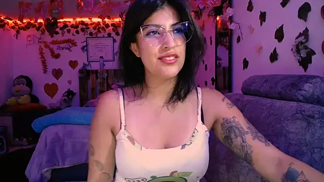 azahar  ziiz online show from February 11, 2025, 11:09 am