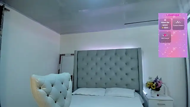 andykiuty online show from September 19, 2025, 6:23 pm