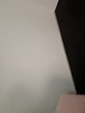 Silvia Zeno online show from March 1, 2026, 7:36 pm