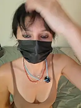Silvia Zeno online show from August 3, 2026, 3:40 pm