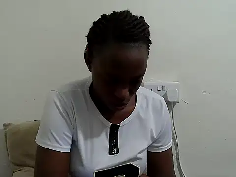 Snapshot of lizbela1 chatting on June 5, 2026, 9:42 pm lizbela1 online show from June 5, 2026, 9:42 pm