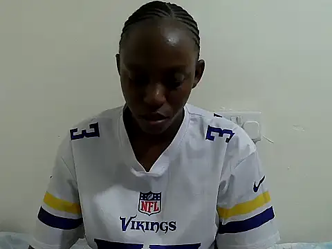 lizbela1 online show from November 26, 2025, 5:24 pm