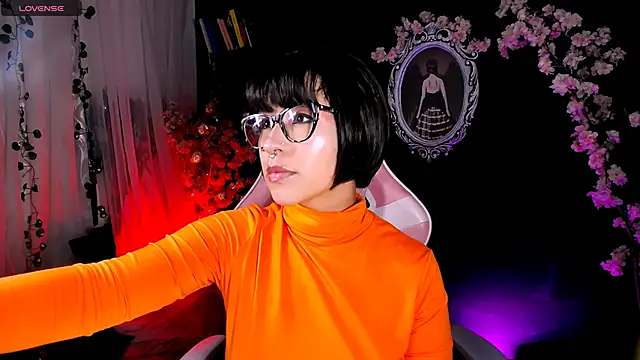 Snapshot of kitty_roxy chatting on March 20, 2026, 6:47 am kitty roxy online show from March 20, 2026, 6:47 am