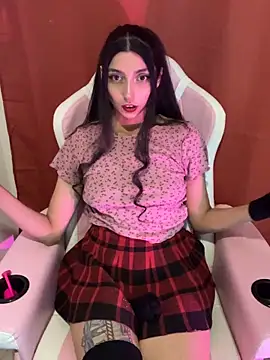 Snapshot of Felicia_smok3 chatting on March 18, 2026, 2:58 am Felicia smok3 online show from March 18, 2026, 2:58 am