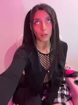 Felicia smok3 online show from May 31, 2026, 4:29 am