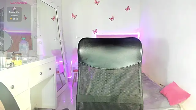 Celeste  sweetx online show from January 13, 2026, 8:46 pm