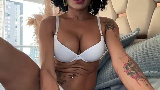 HOT LADY 777 online show from July 28, 2026, 11:17 am