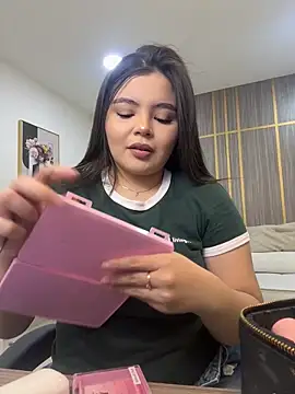 IsabellaAllen online show from May 15, 2026, 10:08 pm
