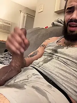 biglongking856 online show from February 5, 2025, 6:56 am