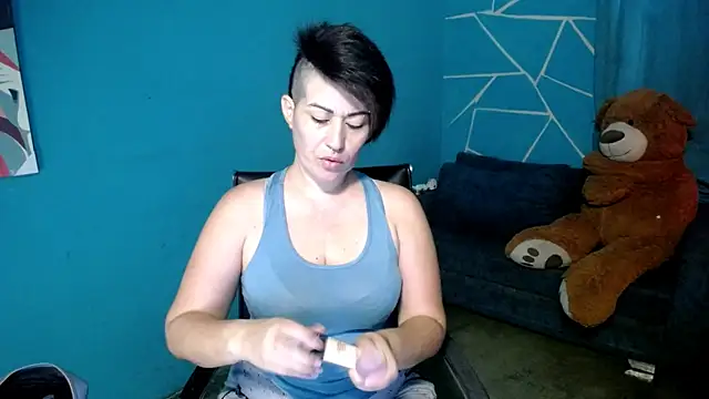 Sunny rayz  online show from August 7, 2026, 11:27 am