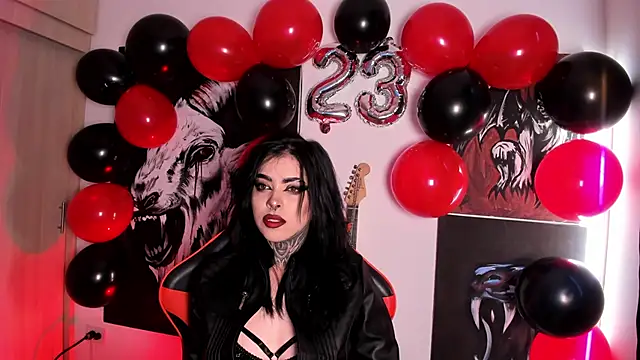 Rubyy-Rose1 online show from November 28, 2025, 9:48 pm