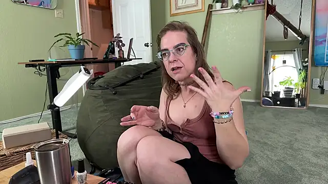 Linzy 19 online show from March 14, 2026, 8:04 pm