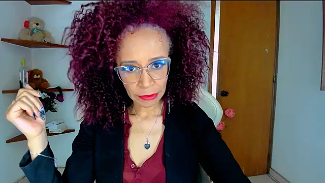 ScarlettMalbec online show from October 2, 2025, 10:02 pm