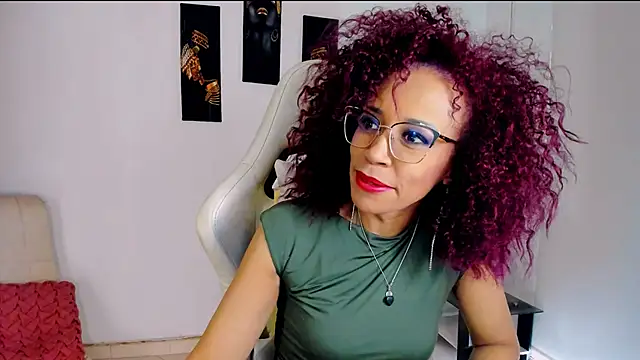 ScarlettMalbec online show from September 13, 2025, 9:37 pm