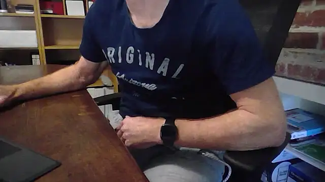 jiggy77777 online show from January 8, 2025, 1:21 am