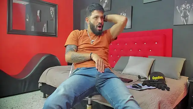 Thiagogomez online show from September 30, 2025, 12:33 pm