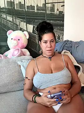 Bigbuttbrooklynn online show from October 15, 2025, 6:38 pm