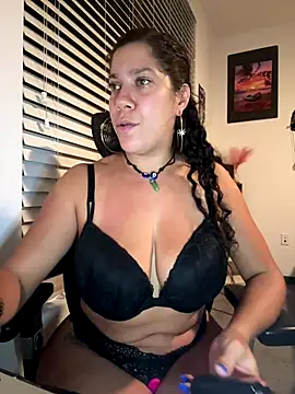 Bigbuttbrooklynn online show from November 10, 2025, 5:01 am