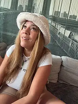 Bigbuttbrooklynn online show from February 5, 2026, 6:04 pm