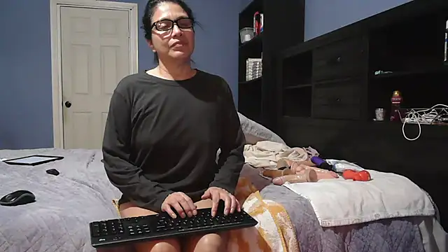 Snapshot of NinasRu chatting on March 20, 2025, 6:19 am NinasRu online show from March 20, 2025, 6:19 am