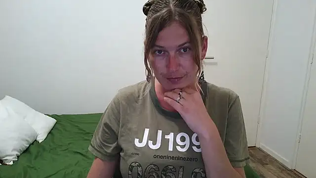 cumfun online show from July 28, 2026, 8:52 pm