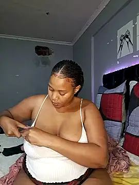 Toya P online show from October 2, 2025, 7:28 pm