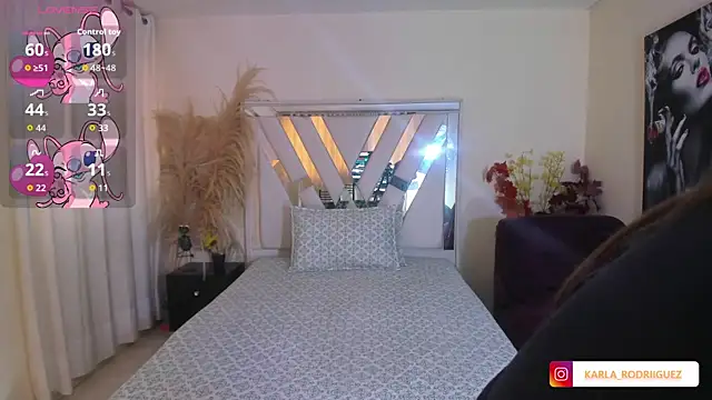 Karla Rodriguezx online show from October 30, 2025, 1:09 pm