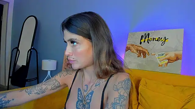 Patricia Cox online show from April 21, 2026, 2:51 am