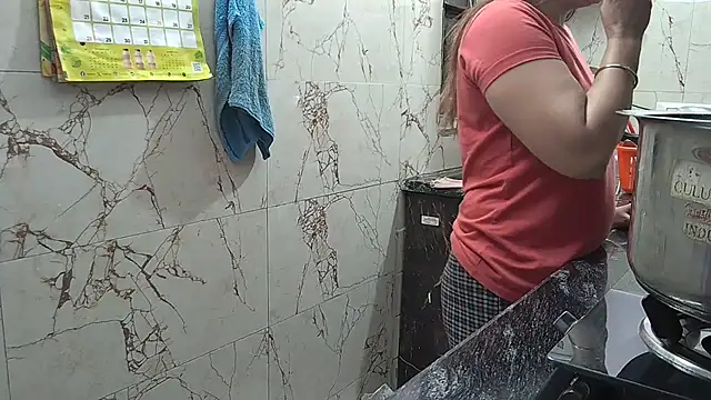 bhabhisexxy 880 online show from December 14, 2025, 2:40 am