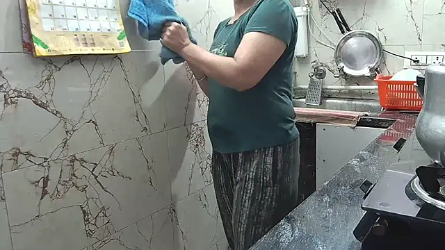 bhabhisexxy 880 online show from November 11, 2025, 2:17 am