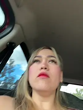 Danielavegax online show from October 5, 2025, 8:54 pm