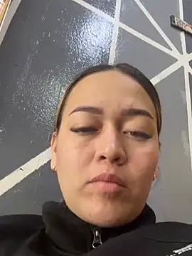 Danielavegax online show from January 12, 2026, 3:41 pm