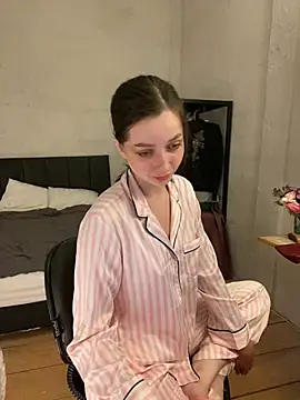  liatris  online show from March 12, 2025, 11:43 am