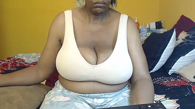 Snapshot of bustykelly chatting on February 23, 2026, 8:26 am bustykelly online show from February 23, 2026, 8:26 am