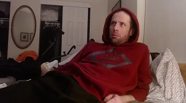 Snapshot of HandsumHungDaddy chatting on February 2, 2025, 12:24 pm HandsumHungDaddy online show from February 2, 2025, 12:24 pm