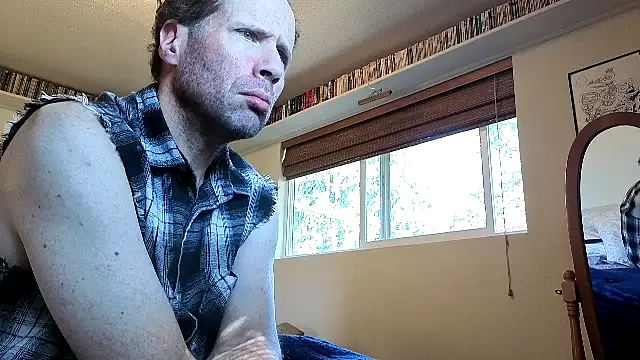 Snapshot of HandsumHungDaddy chatting on September 24, 2025, 7:31 pm HandsumHungDaddy online show from September 24, 2025, 7:31 pm