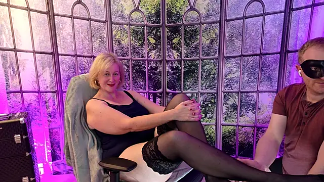 MarleneBloem online show from October 12, 2025, 12:17 pm