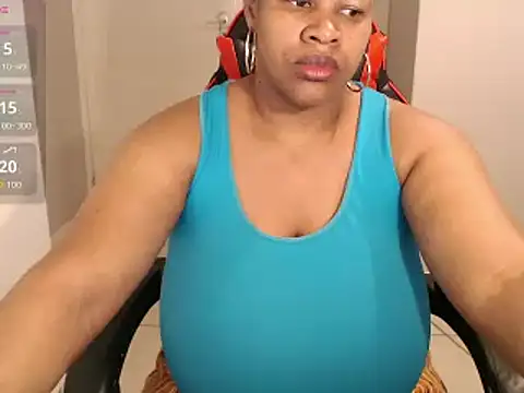 bustylisa1983 online show from September 22, 2025, 5:24 am