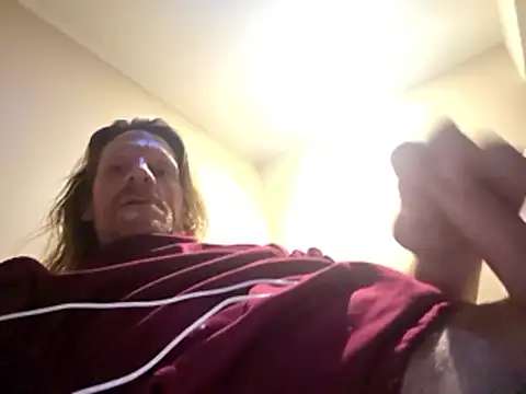 Travislovescum online show from January 18, 2026, 5:27 pm