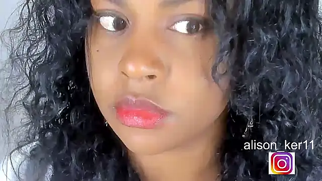 alison-ker3 online show from December 20, 2025, 10:40 am