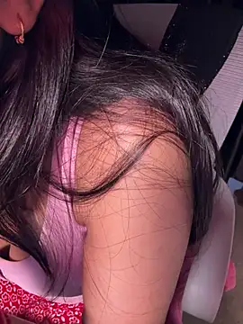 sexy-simmy online show from June 24, 2026, 6:50 pm