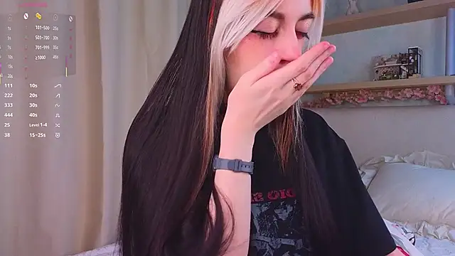 TristaRoht online show from September 24, 2025, 3:18 pm